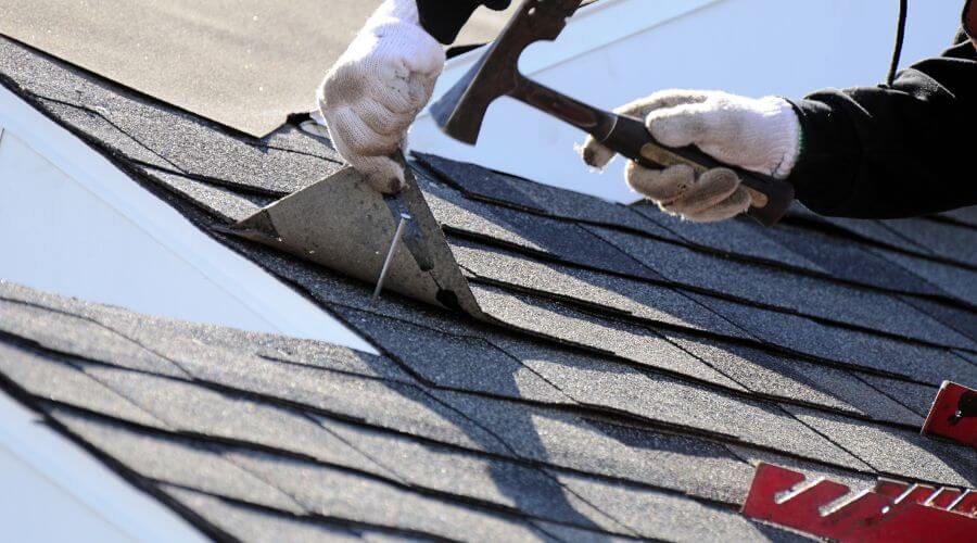 Professional residential roofers in Chalk Hill, PA